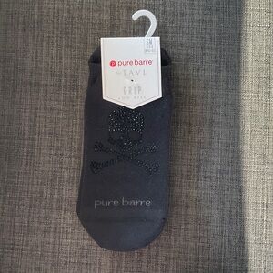Pure Barre By Tavi Sparkly Skull Grip Socks